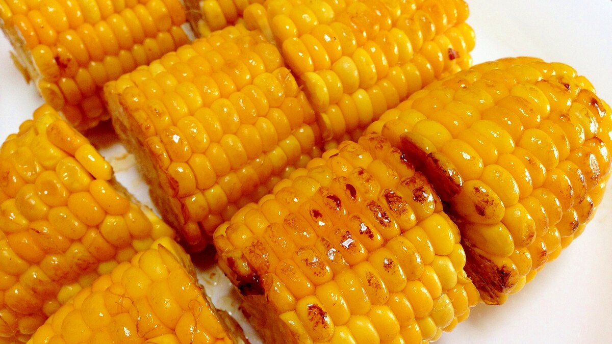 バターしょうゆで シャキシャキ焼きとうもろこし レシピ 作り方 By うーころちゃん 楽天レシピ バターしょうゆで シャキシャキ焼きとうもろこし レシピ 作り方 By うーころちゃん 楽天レシピ